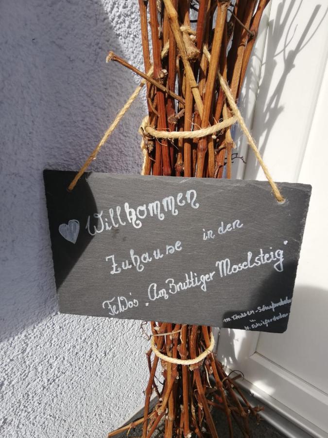 Ferienwohnungen Am Bruttiger Moselsteig Bagian luar foto