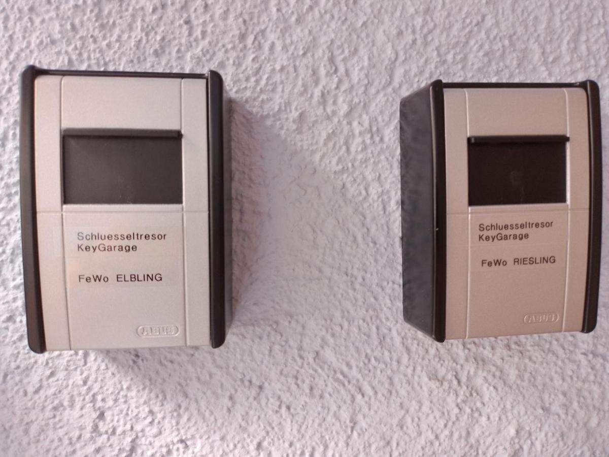 Ferienwohnungen Am Bruttiger Moselsteig Bagian luar foto