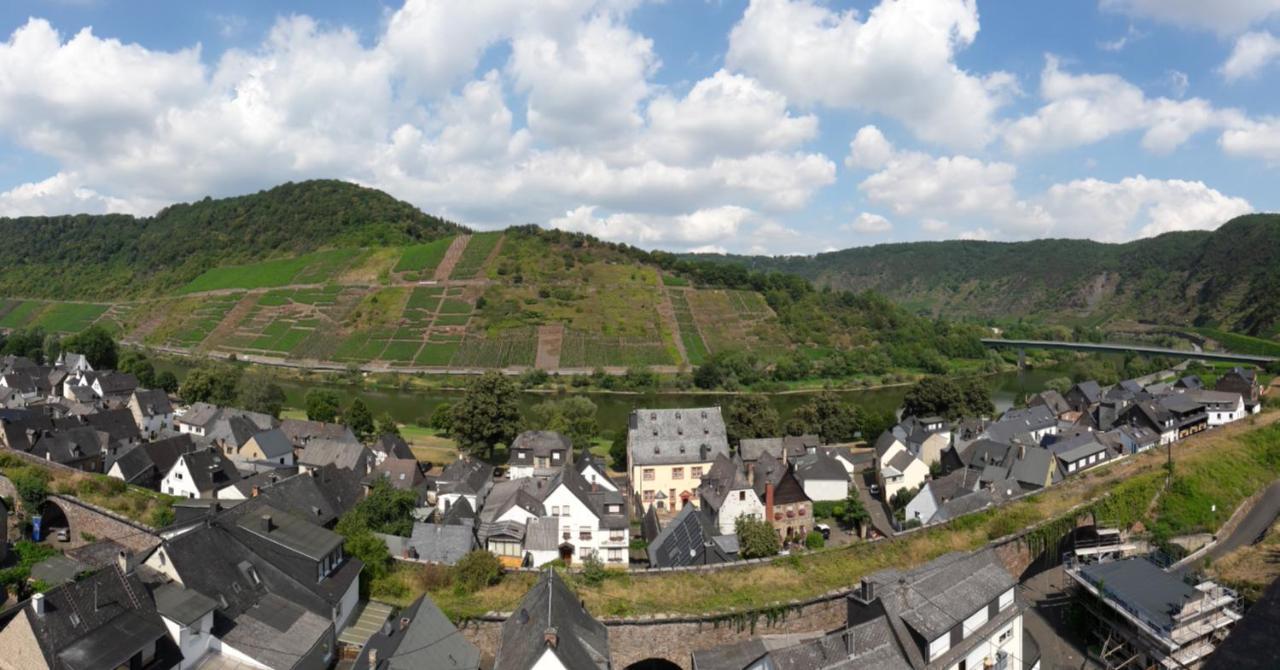 Ferienwohnungen Am Bruttiger Moselsteig Bagian luar foto