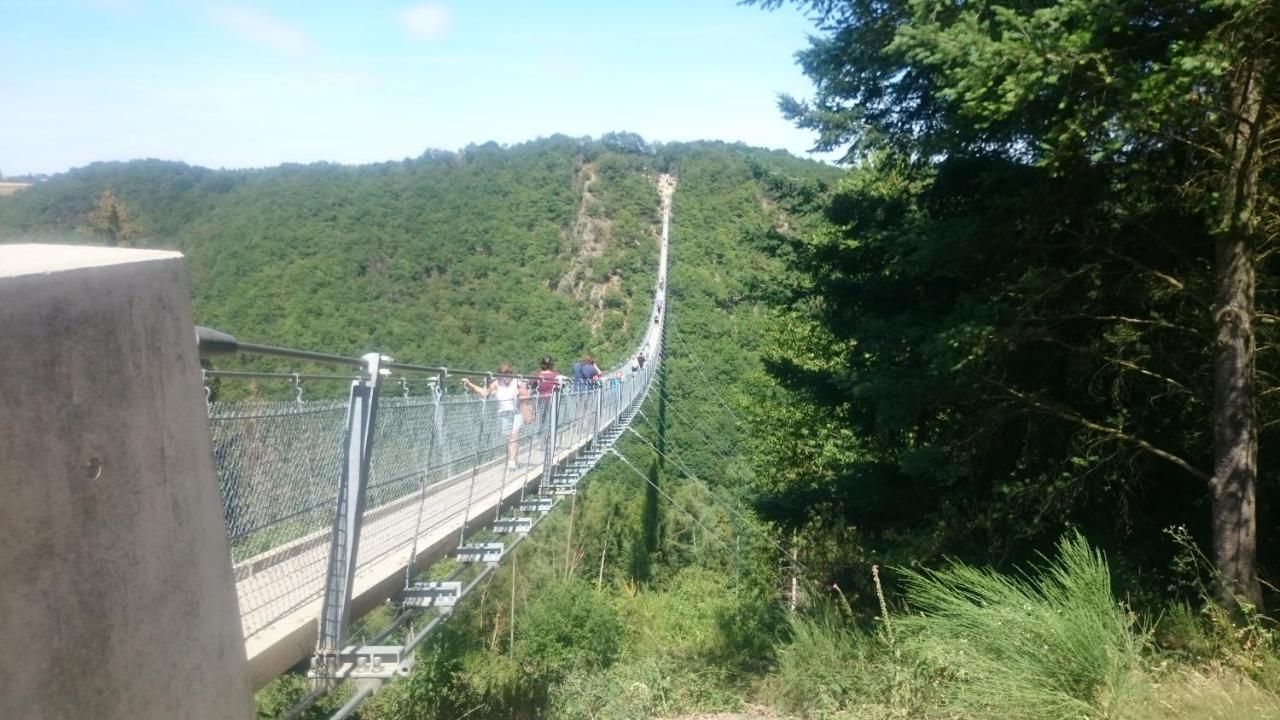 Ferienwohnungen Am Bruttiger Moselsteig Bagian luar foto