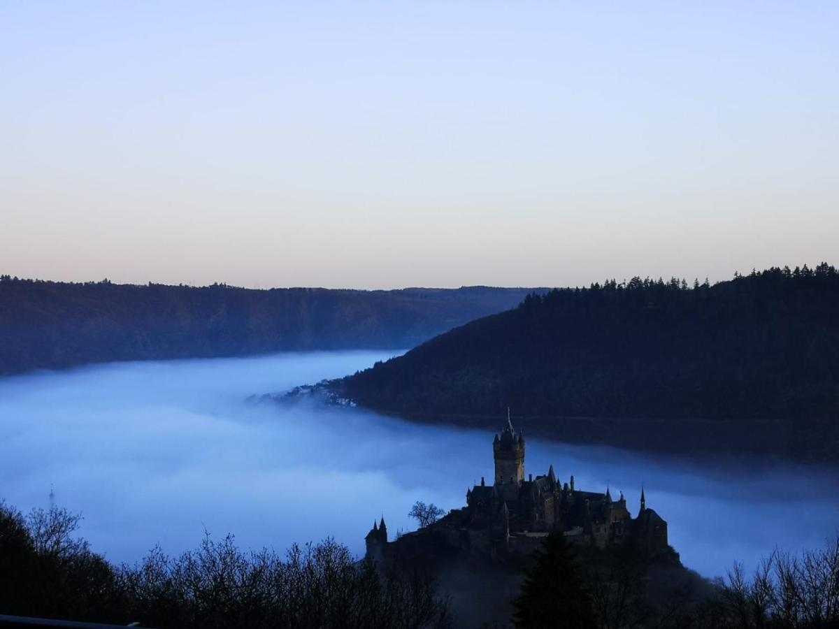Ferienwohnungen Am Bruttiger Moselsteig Bagian luar foto